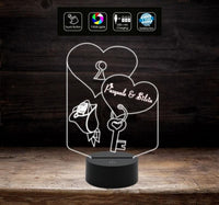 LAMPADA LED 7 colori selezionabili Incisione Cuore e Nomi + chiave Idea regalo S. Valentino anniversario compleanno da tavolo o scrivania - Lampada LED - San Valentino